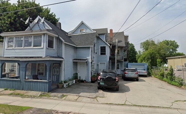 Building Photo - 86-92 Archibald Street