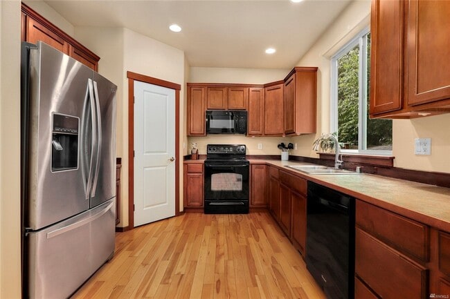 Photo - House for RENT:  Lynnwood/Brier 3 br - 2.5...