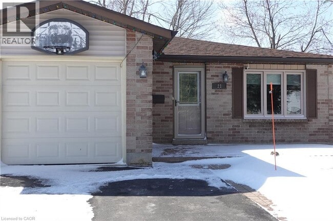 Photo - 21 Maitland Dr