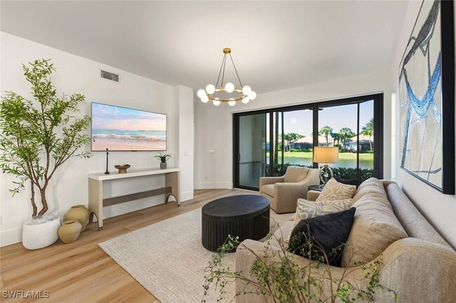 Photo - 2396 Ravenna Blvd Unidad 102