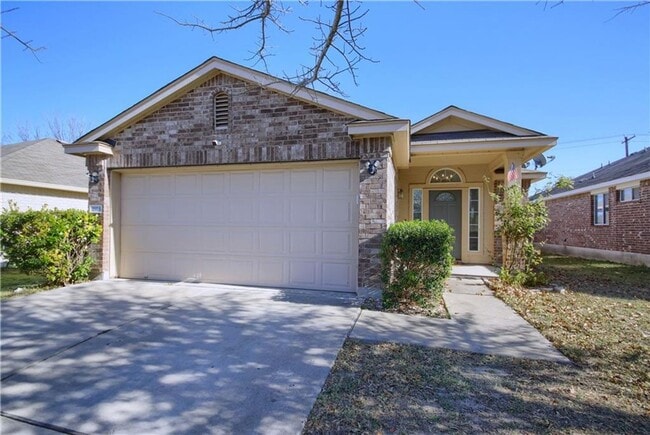 Building Photo - Very clean well maintained one-story home.
