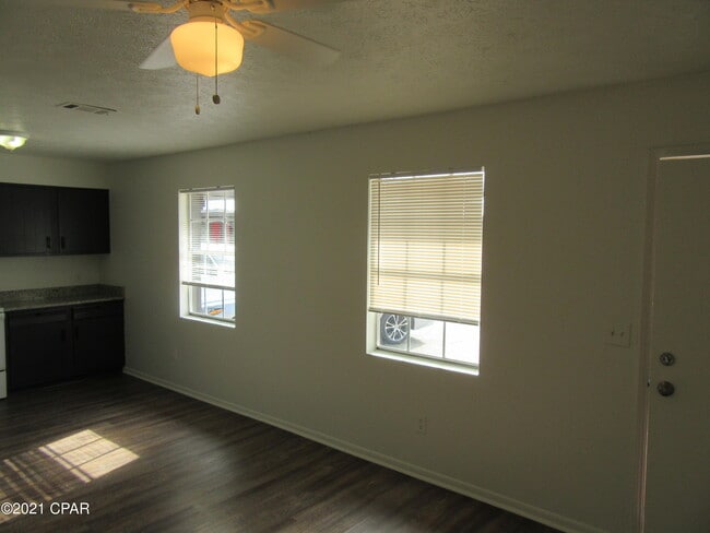 Photo - 2814 N Panama Ave