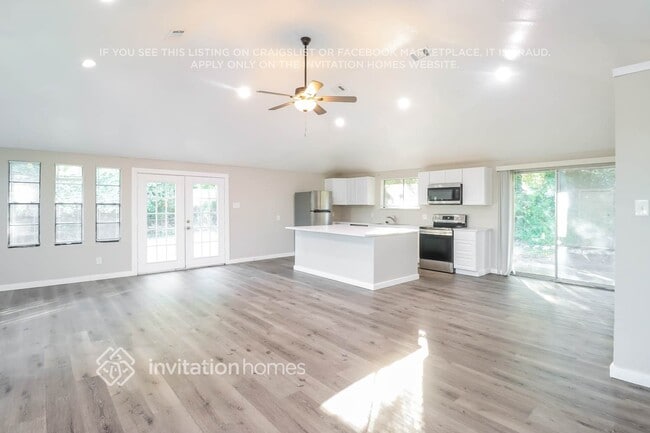 Photo - 380 Alpine Dr