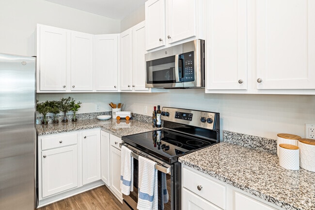3BR, 2.5BA - 1,419 SF Kitch