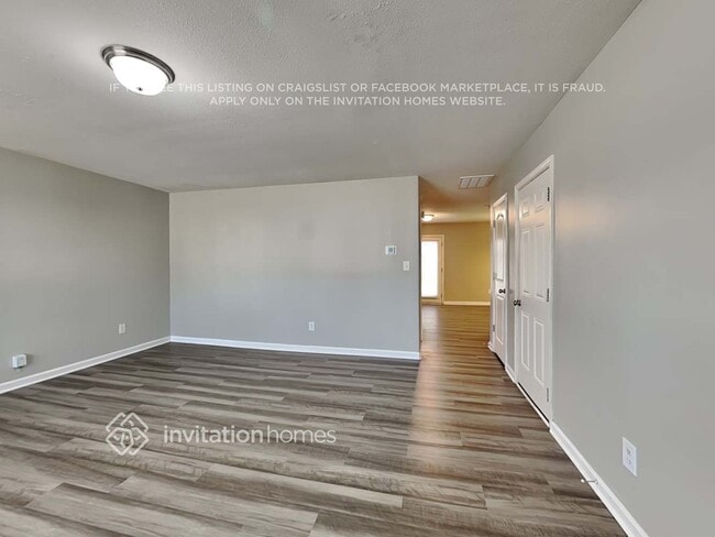 Photo - 2324 King Malcolm Ln