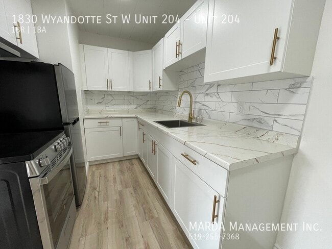 Building Photo - UPDATED 1 BED/1 BATH APT WEST WINDSOR + HY... Unit 204