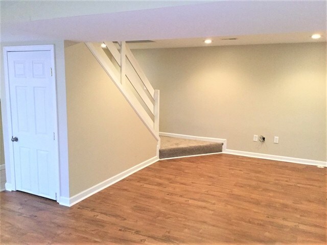 Photo - 94 Fleming Dr