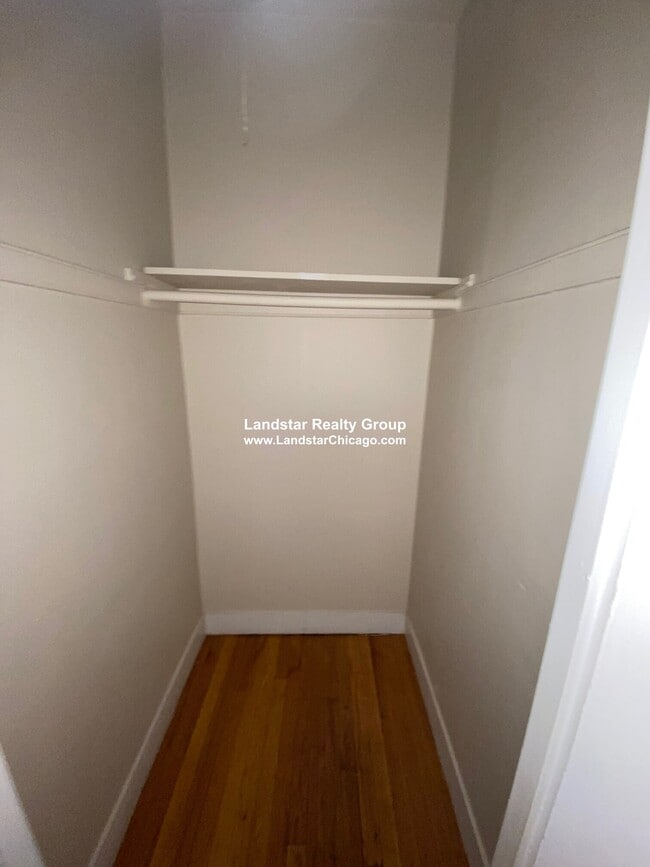 Photo - 832 Reba Pl Unit 1N