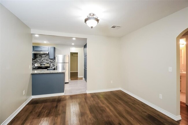 Photo - 3809 NW 24th St