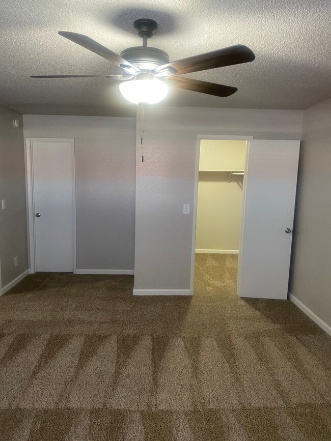 master bedroom 2 - Tanglewood Apartments