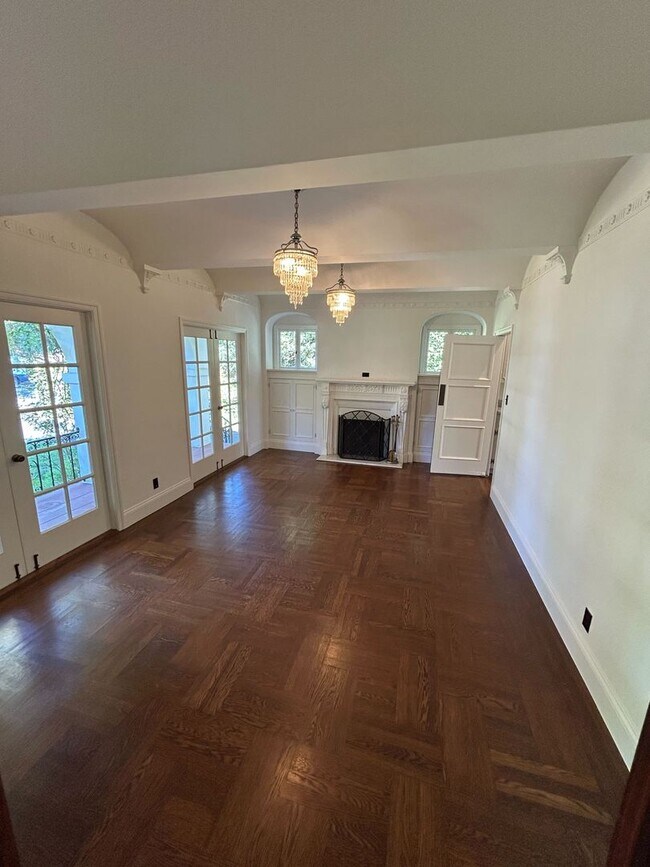 Photo - Luxury Family Oasis with Pool in San Mateo...