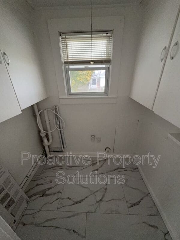 Photo - 718-720 Archbald St Unit 720