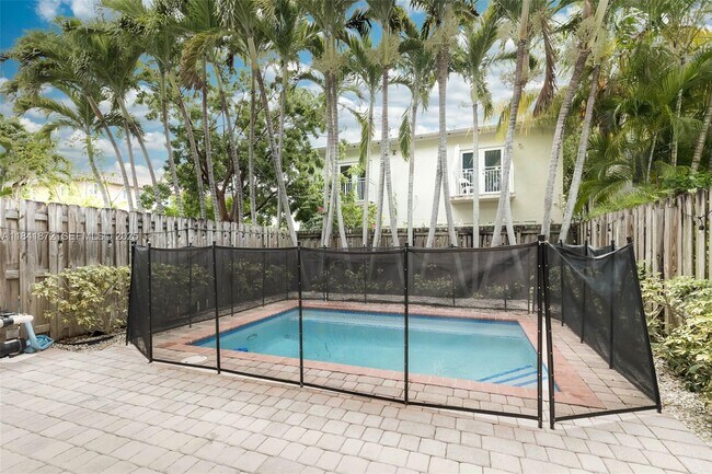 Photo - 3133 Hibiscus St