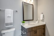 2 BR, 2 BA - 1,079SF