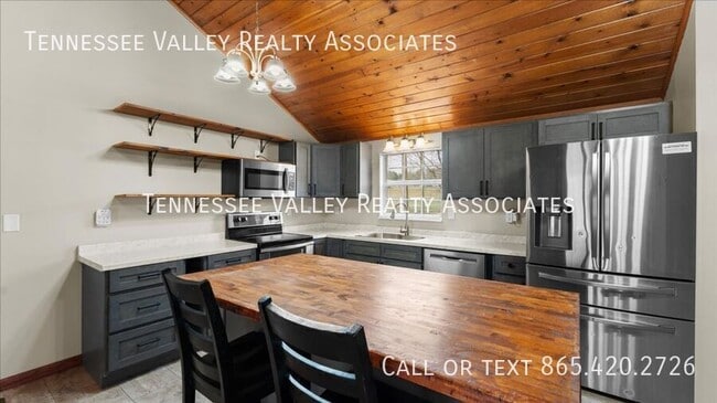 Photo - 3615 Miser Station Rd