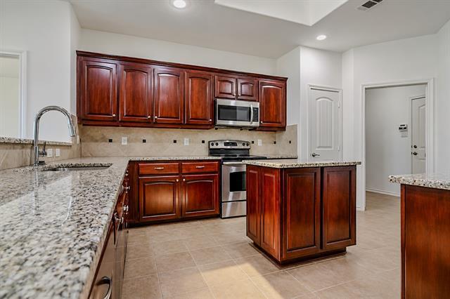 Photo - 1401 Elkford Ln