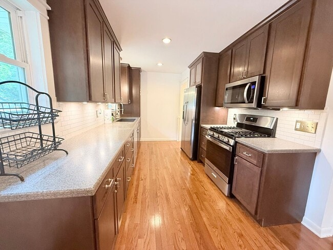 Photo - 1612 N Roosevelt Ave