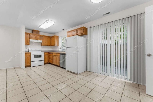 Photo - 7406 SE Henderson St Unit C