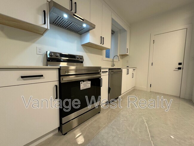 Photo - 3757 Astoria Dr