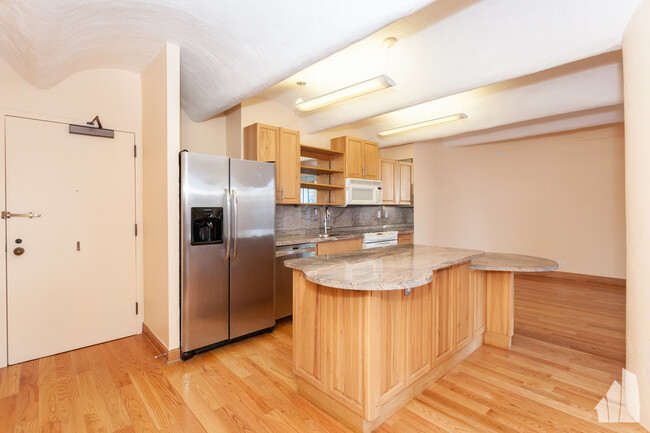 Photo - 345 N Canal St Condo Unit 402