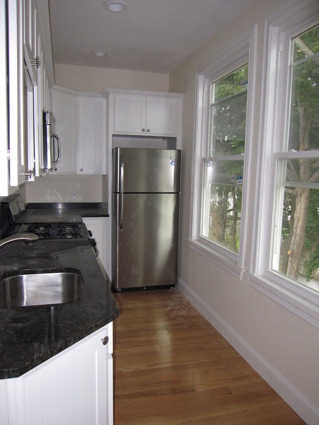 Photo - 198 Union Ave Unidad 5