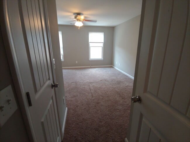 Photo - Renovated Townhome w/ Hardwood Floors + Updated Kitchen!