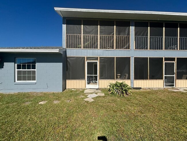 Building Photo - 671 Royalty Ct Rental