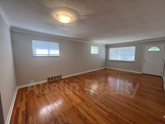 Photo - 4436 Picajune Ave