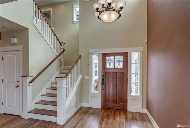 Photo - Seward Park 4 bedroom 3.5 bath Available now.