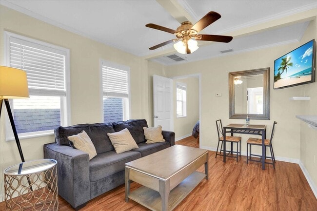 Photo - 537 6th St N Unit 537 6th St N