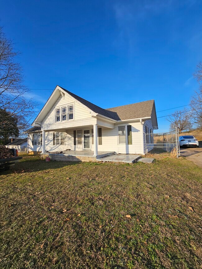 Photo - 2663 Bells Hwy