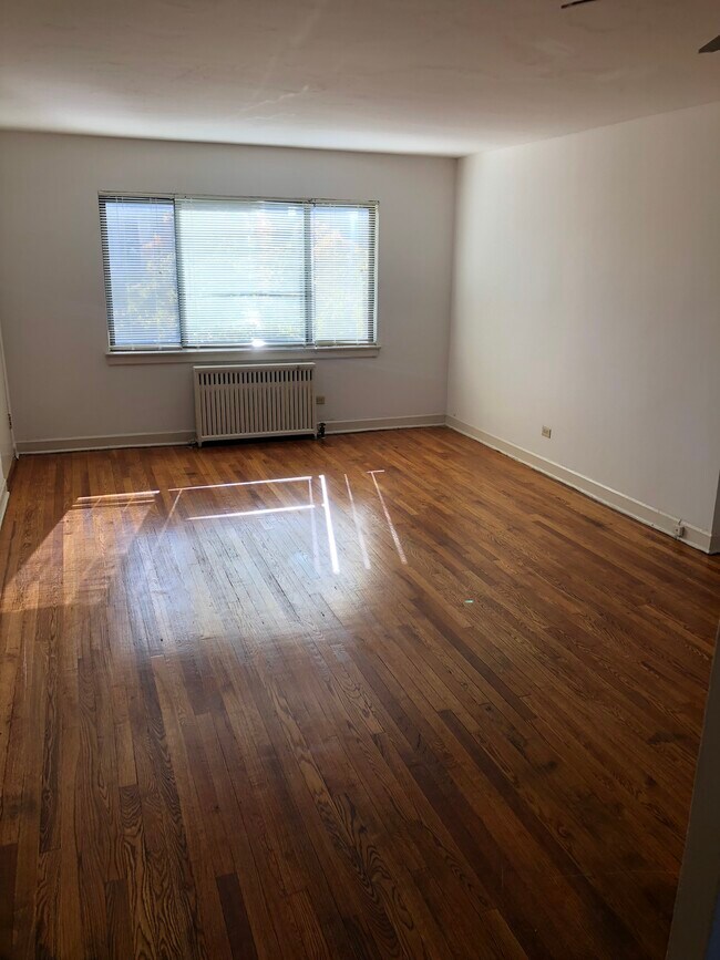 Photo - 2220 W Farwell Ave Unidad 3