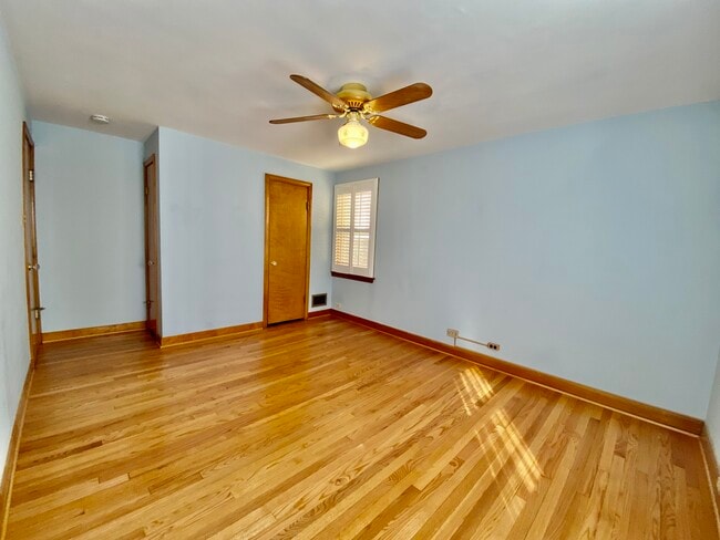 Photo - 1626 Maple Ave