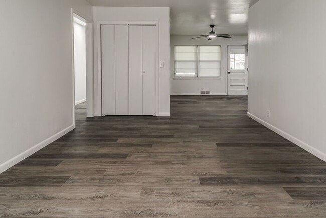 Photo - 2417 Becker Pl