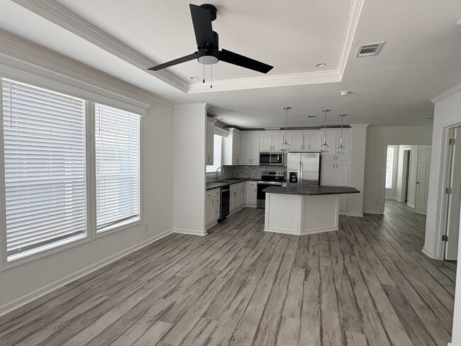 Photo - 1639 Voyager Dr