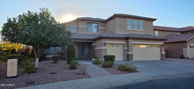 Building Photo - 9418 S 46th Dr Rental