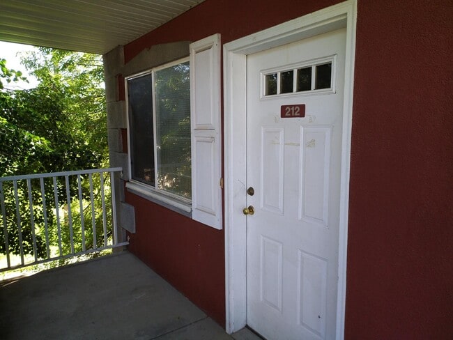 Photo - 164 Pioneer Ave Unit P212