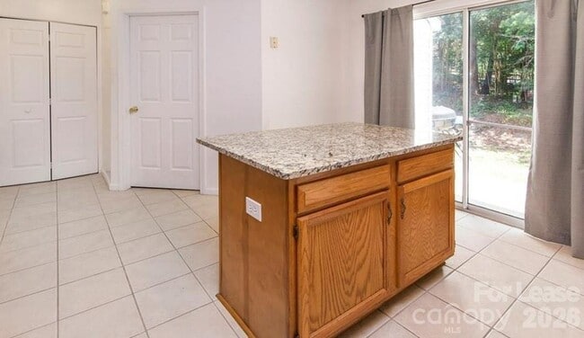 Photo - 3134 Summercroft Ln