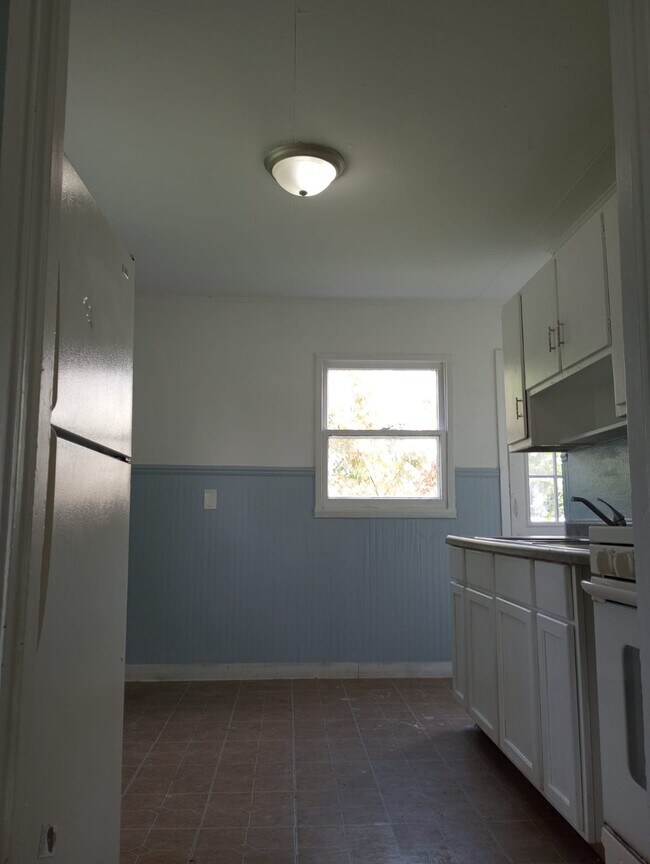 Photo - 3605 Ford St