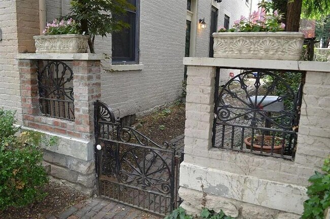 Photo - 213 Covington Ave Apartamentos Unidad A