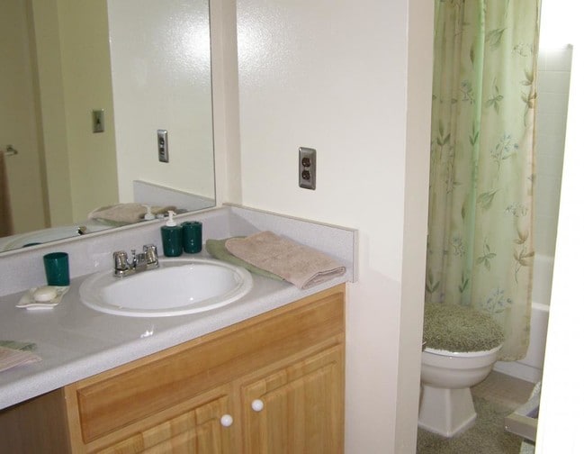 Baño - Sterling Knolls