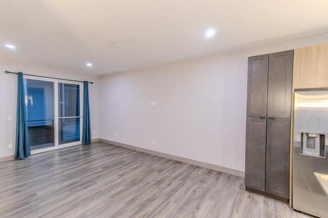 Photo - 1567 King St