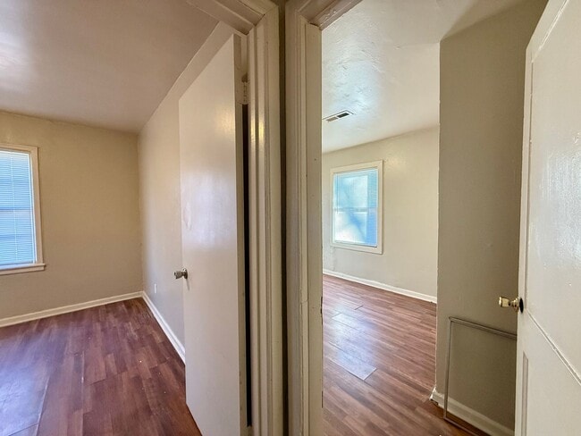 Photo - 1443 S Hydraulic Ave