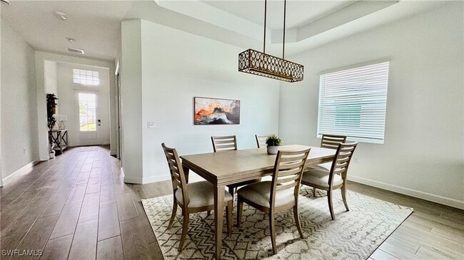 Building Photo - 15048 Pinehurst