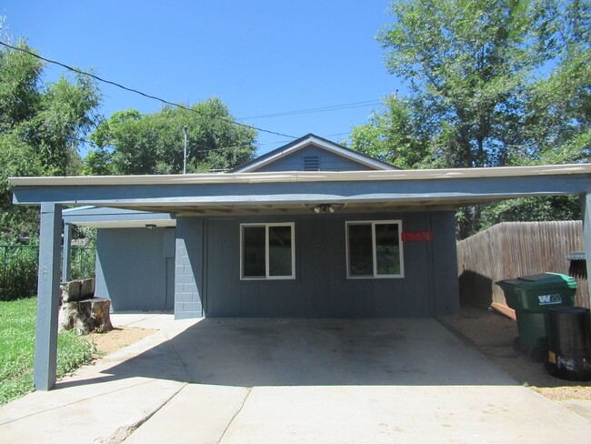 Spacious 2 bed/1 bath tiny home available ... - Spacious 2 bed/1 bath tiny home available ...