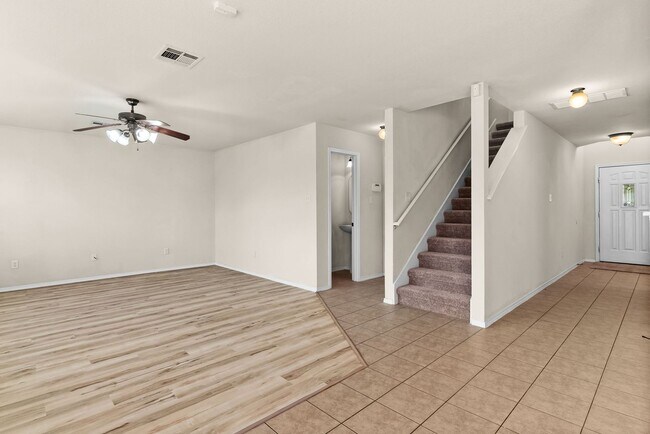 Photo - 6106 Emilie Ln