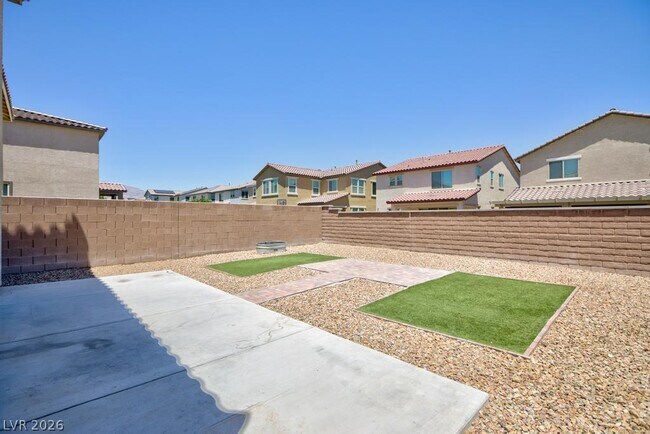 Photo - 7052 Fossil Lake St
