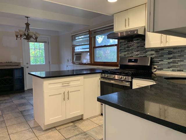 Photo - 12 Badger Ln