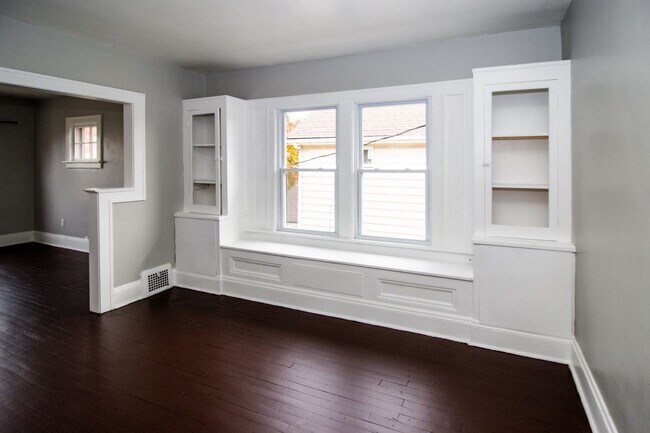 Photo - 14112 Edgewood Ave Unit Up