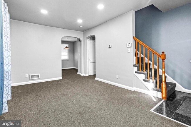 Building Photo - 1300 N Potomac St